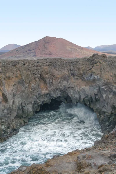 Skalnatá Pobřežní Oblast Názvem Los Hervideros Lanzarote Kanárských Ostrovech — Stock fotografie