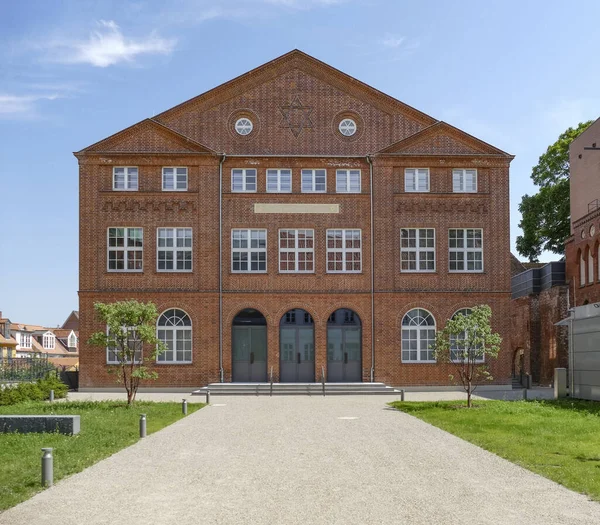 Captura Frontal Sinagoga Luebeck Una Ciudad Hanseática Norte Alemania — Foto de Stock