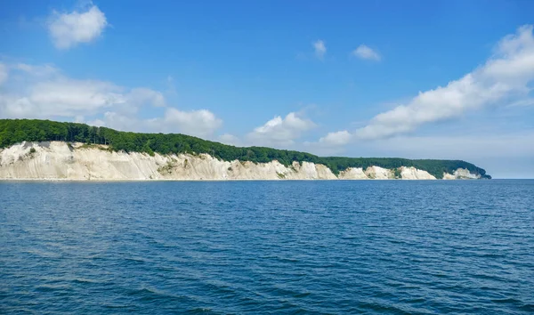 Paisaje Soleado Alrededor Los Acantilados Tiza Isla Ruegen Alemania — Foto de Stock