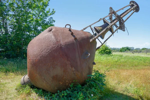 Spływająca Metaliczna Boja Wokół Przylądka Arkona Wyspie Ruegen Niemczech — Zdjęcie stockowe