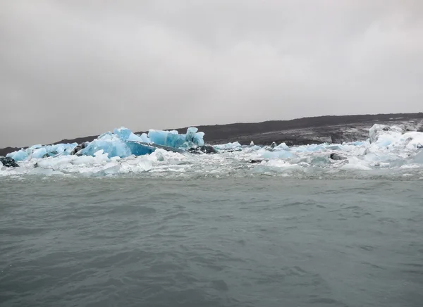 Paesaggio iceberg costiero — Foto Stock