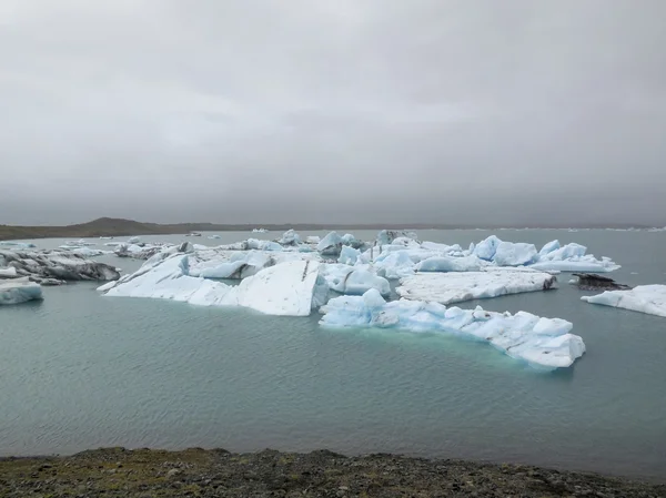 Paesaggio iceberg costiero — Foto Stock