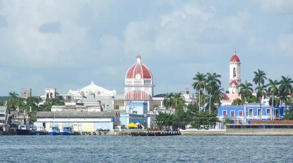 Paisaje costero alrededor de Cienfuegos — Foto de Stock
