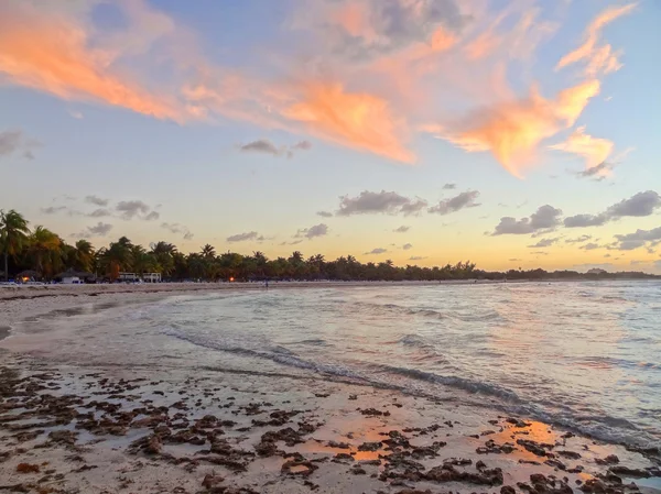 Kubanska stranden vid kvällstid — Stockfoto
