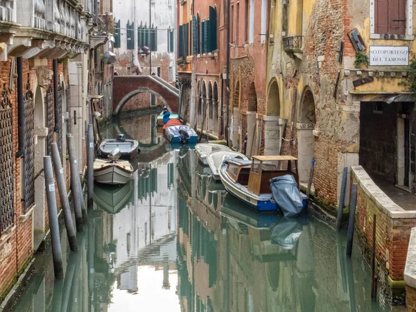 Barcos Rio Delle Beccarie Venecia Véneto Italia — Foto de Stock