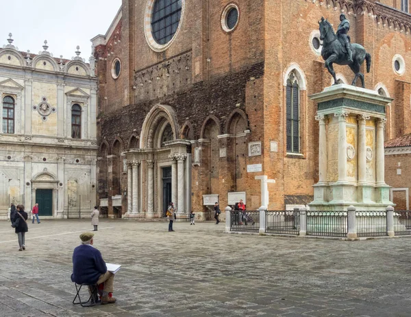 Artista Está Dibujando Estatua Ecuestre Bartolomeo Colleoni Campo Santi Giovanni — Foto de Stock