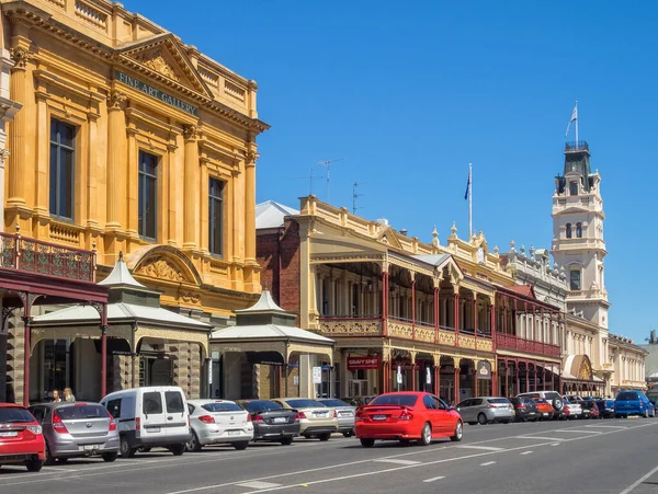 Μεγάλα Παλιά Κτίρια Στην Οδό Lydiard Balarat Victoria Αυστραλία — Φωτογραφία Αρχείου