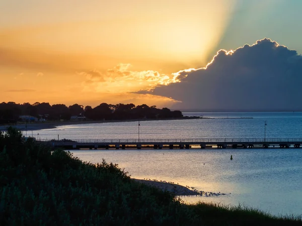 Céu Dramático Com Sol Por Trás Das Nuvens Portarlington Victoria — Fotografia de Stock