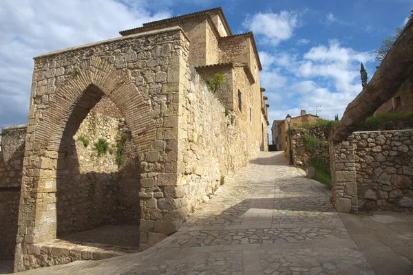 Straat in miravet dorp in tarragona, Catalonië, Spanje — Stockfoto