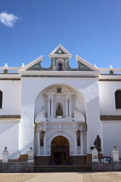 Basilikan Copacabana i Bolivia — Stockfoto