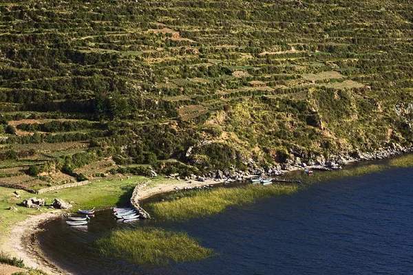 Baia sull'Isla del Sol nel lago Titicaca Bolivia — Foto Stock