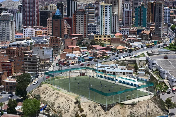 Zapata fotbalové hřiště v La Paz, Bolívie — Stock fotografie