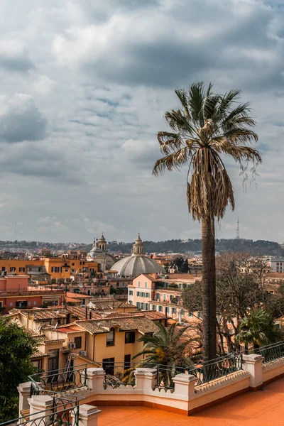 Красиву панораму міста Рим — стокове фото