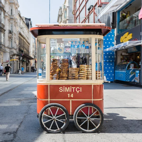 Simit-Wagen in Istanbul — Stockfoto