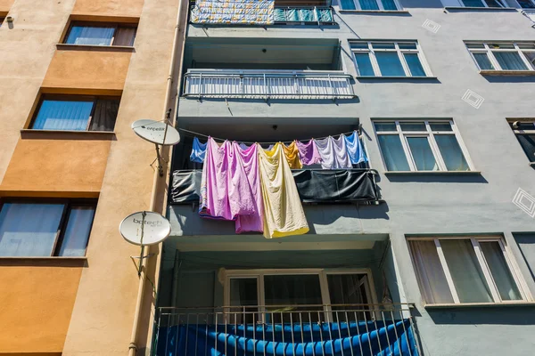 Typical city buildings in Istanbul — Stock Photo, Image