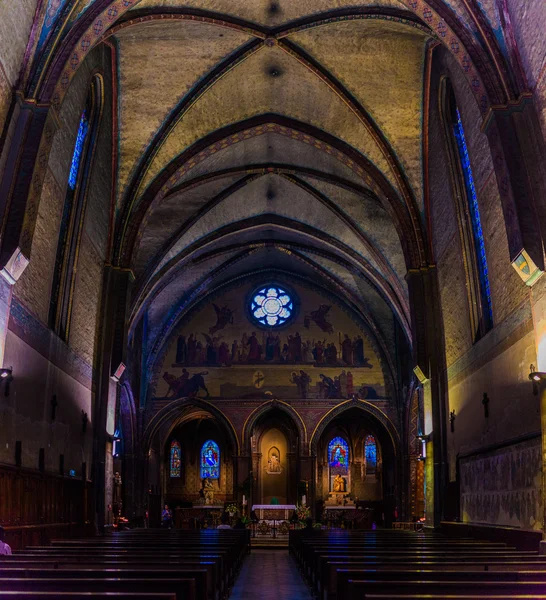 Стара церква в Тулузі — стокове фото