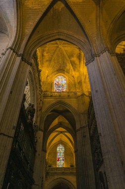 Sevilla Endülüs Katedrali 'nin iç tavanı