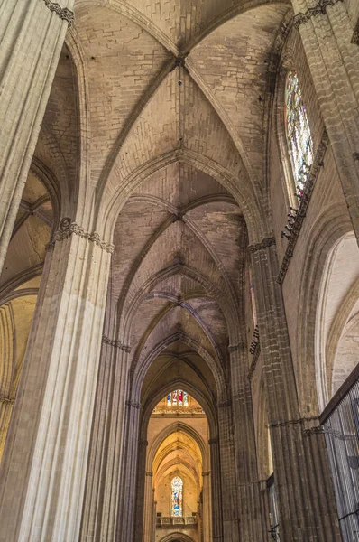Techo interior de la Catedral de Sevilla Andalucía —  Fotos de Stock