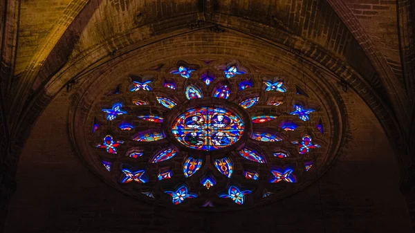 ステンドグラスの福音作家｜Rose Window — ストック写真