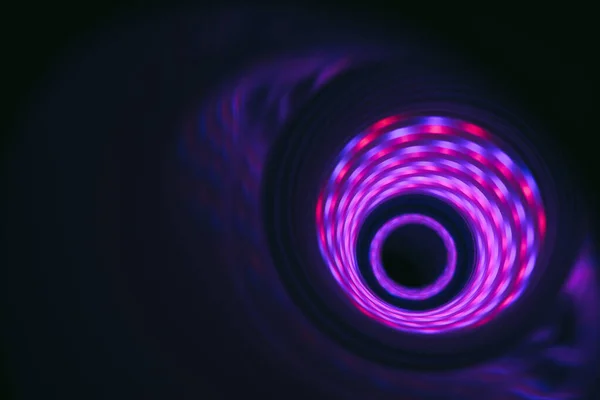 Mooie Abstracte Werveltunnel Met Violet Licht Een Achtergrond Patroon Getextureerd — Stockfoto