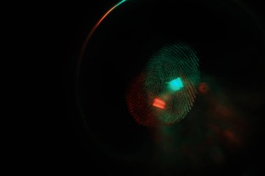 Tasarım için arkaplan dokusunda güzel soyut yeşil renkli parmak izi. Makro fotoğrafçılık görünümü.