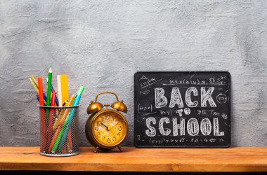 Okula geri dön. Eğitim arka plan kavramı .