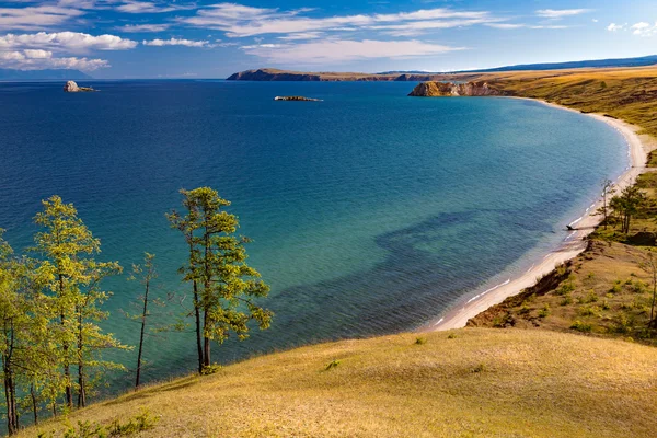 Bajkalsjön. sommardag — Stockfoto