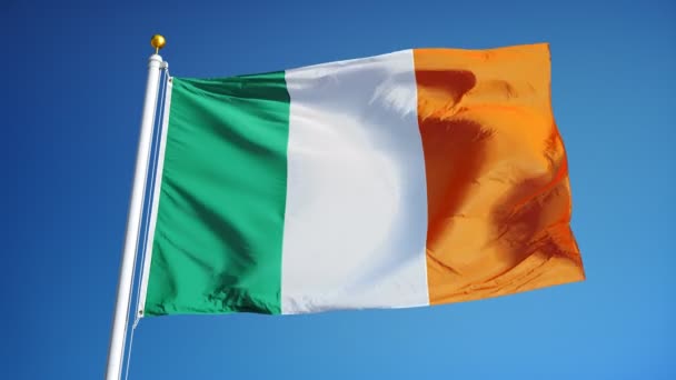 Bandera de Irlanda en cámara lenta perfectamente en bucle con alfa — Vídeos de Stock