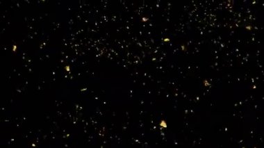 Gerçek zamanlı olarak soldan sağa düşen sonbahar sarı yaprakları