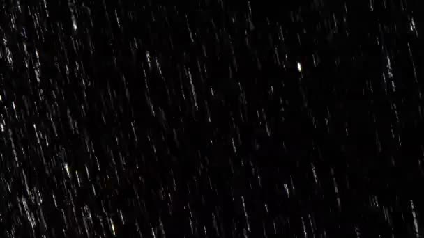 Cae la animación del metraje de las gotas de lluvia en cámara lenta con inicio y final — Vídeos de Stock