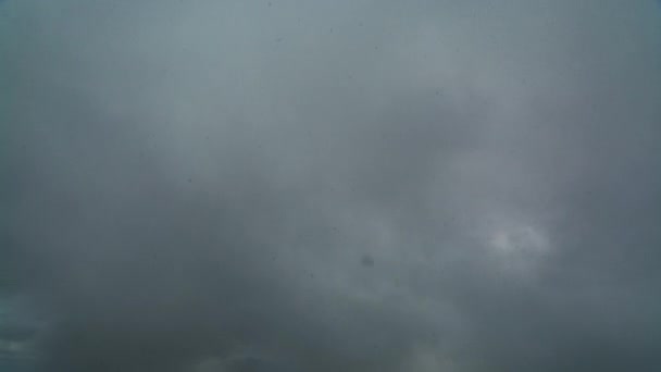 Graue Stürmische Wolken Bedecken Den Himmel Zeitraffer Nach Einer Weile — Stockvideo