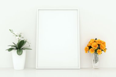 Duvara karşı boş çerçeveler