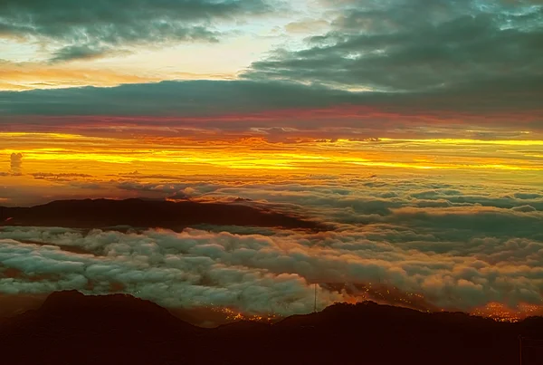 Sunrise from volcano Baru in Panama. — Stock Photo, Image