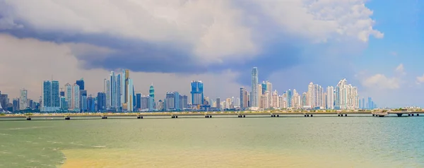 Wolkenkrabbers in Panama city, Panama. — Stockfoto