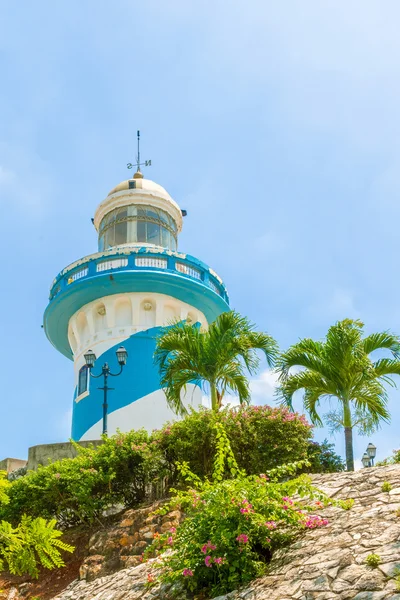 Farol na colina de Santa Ana, Guayaquil no Equador — Fotografia de Stock