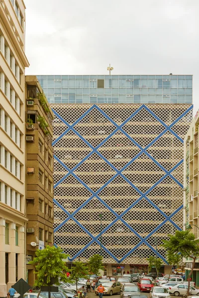 Edifícios de escritório em Esmeraldas, Equador — Fotografia de Stock