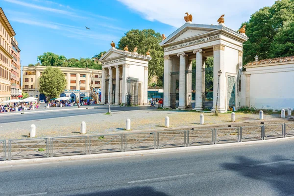 Roma Villa Borghese entrada en Via Veneto en Roma, Italia . —  Fotos de Stock