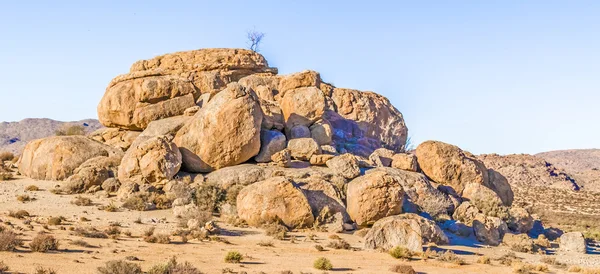 Sivatagi táj közelében Kliprand Dél-Afrikában — Stock Fotó