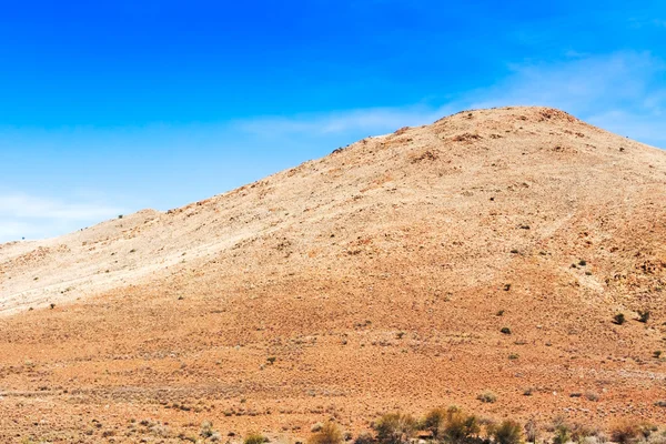 Paesaggio desertico in namibia — Foto Stock