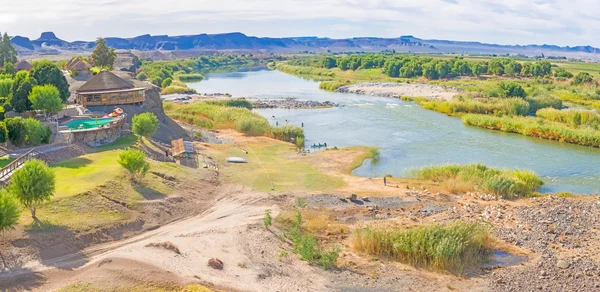 Orange River Namíbia e África do Sul fronteira — Fotografia de Stock