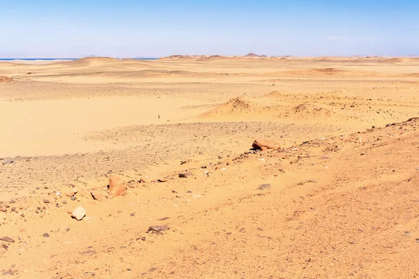 Sahara desert landscape in the south of Egypt. — Stock Photo, Image