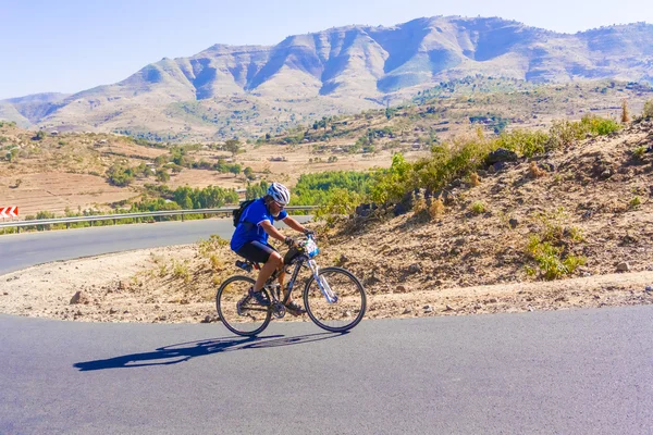 Cycling in Ethiopia — Stock Photo, Image