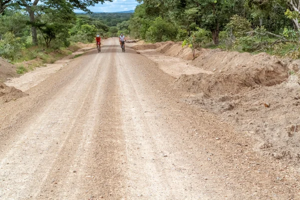 在坦桑尼亚的路 — 图库照片