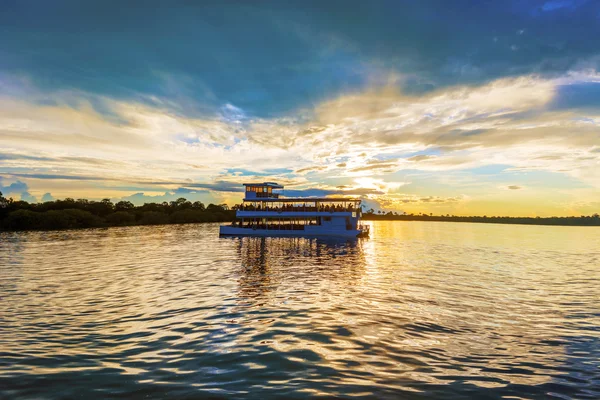 Paisaje sobre el río Zambezi —  Fotos de Stock