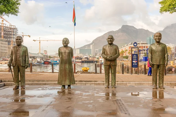 Nobel Square at waterfront in Cape Town with the four statues of — Zdjęcie stockowe