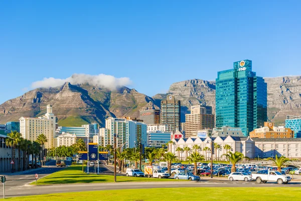 Centro de Ciudad del Cabo con Table Mountain — Foto de Stock