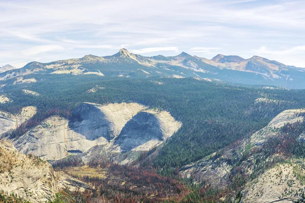 Горы Сьерра-Невада в Калифорнии, США — стоковое фото