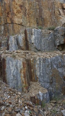 Ukrayna 'nın Mykolaiv bölgesindeki Elanets köyünde terk edilmiş bir granit ocağında.