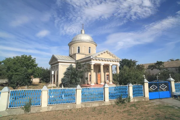 Kupolás közbenjárására kő templom 1793-ban, a falu Pokrovskoye közelében Odessa, Ukrajna — Stock Fotó