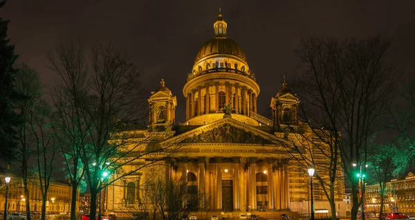 Sankt Petersburg Widok Katedrę Izaaka Nocy — Zdjęcie stockowe